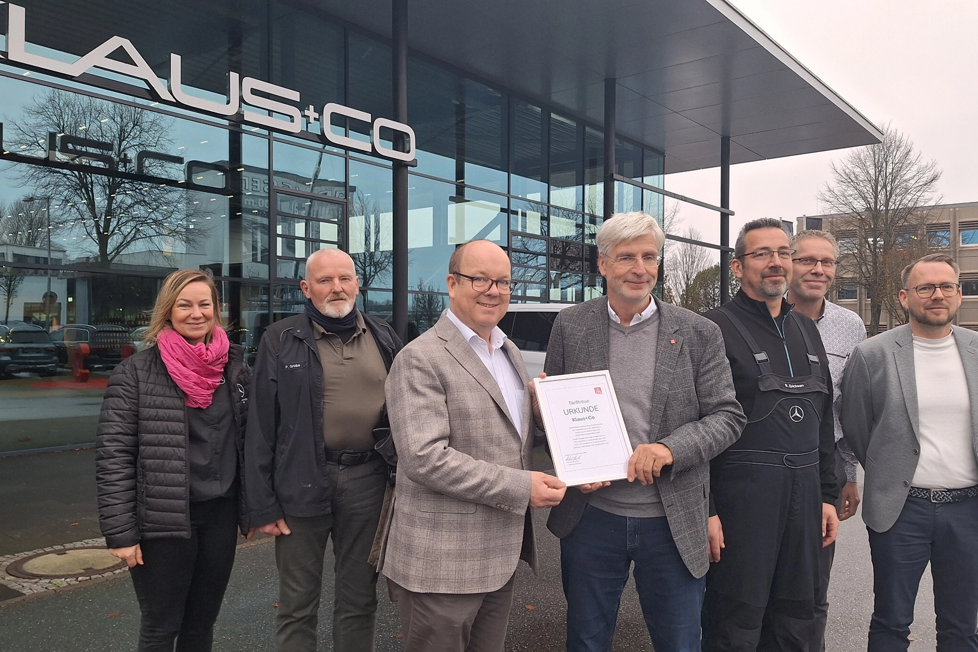 urkundenübergabe Klaus&Co